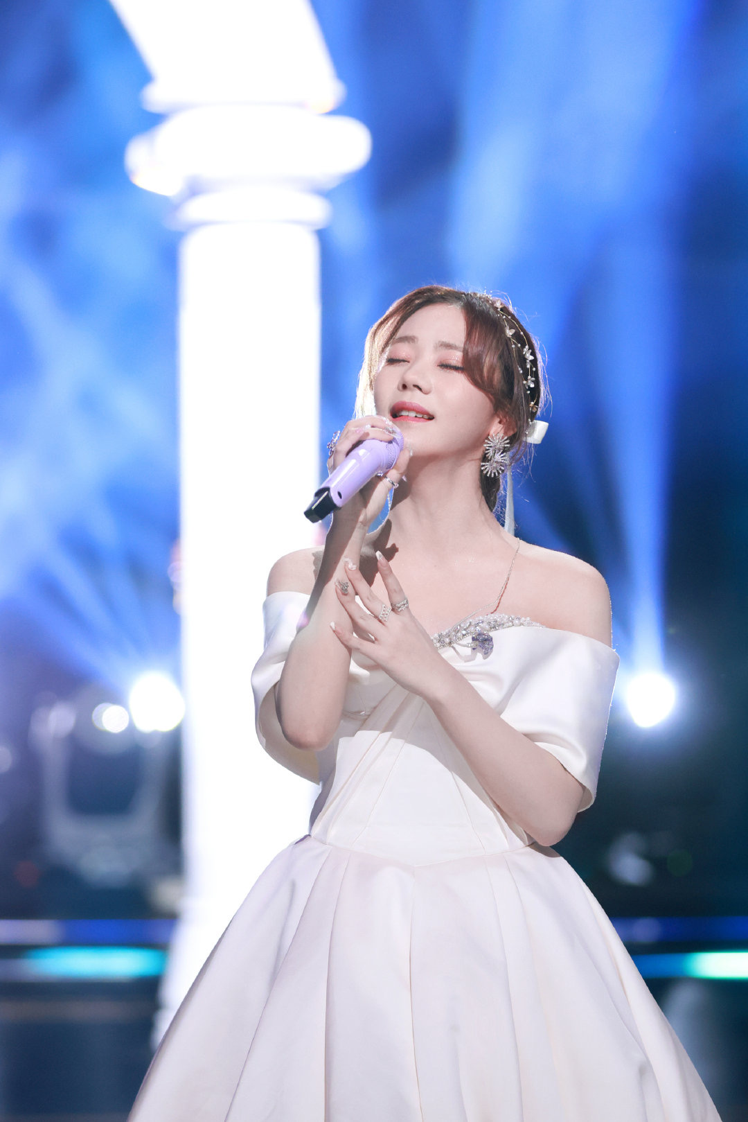 图片[6]-张紫宁《嘉宾》天赐的声音现场舞台高清壁纸美图-小七笔记